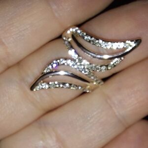 Elegant Silver Women's Ring